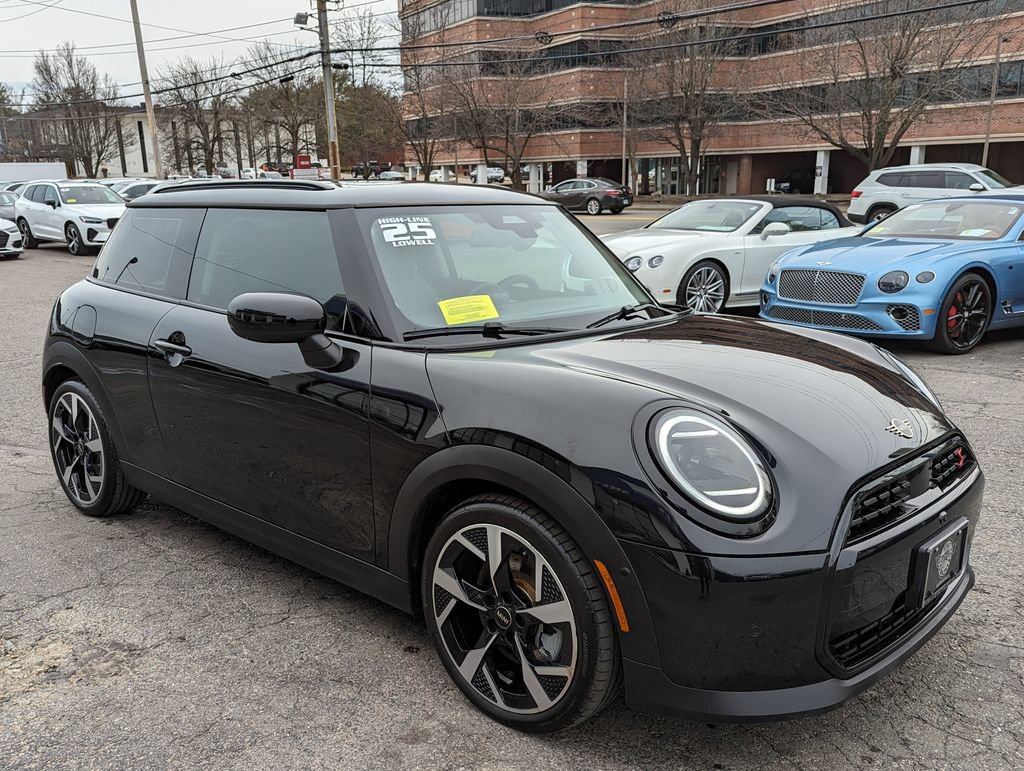 Used 2025 MINI Cooper S FWD image 5