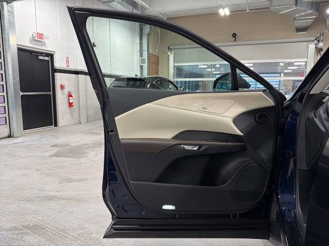 Used 2023 Lexus RX 350 AWD w/ Accessory Package image 9