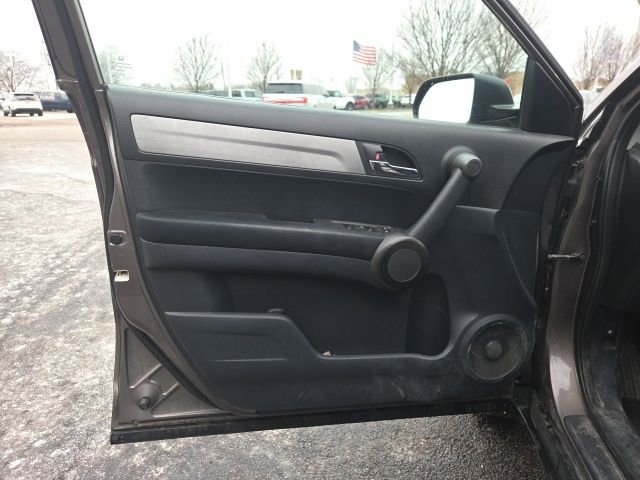 Used 2011 Honda CR-V SE image 18