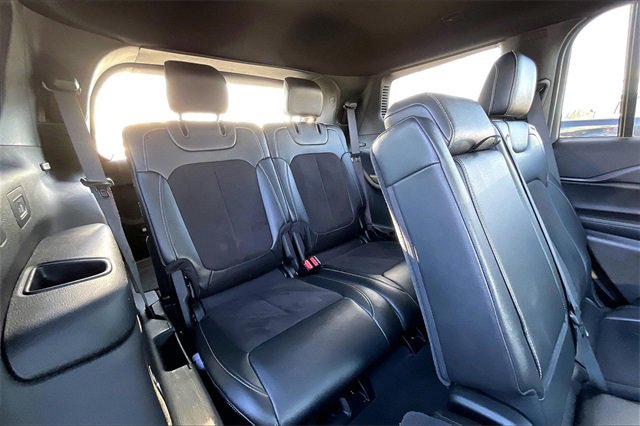 Used 2024 Jeep Grand Cherokee L Laredo image 28