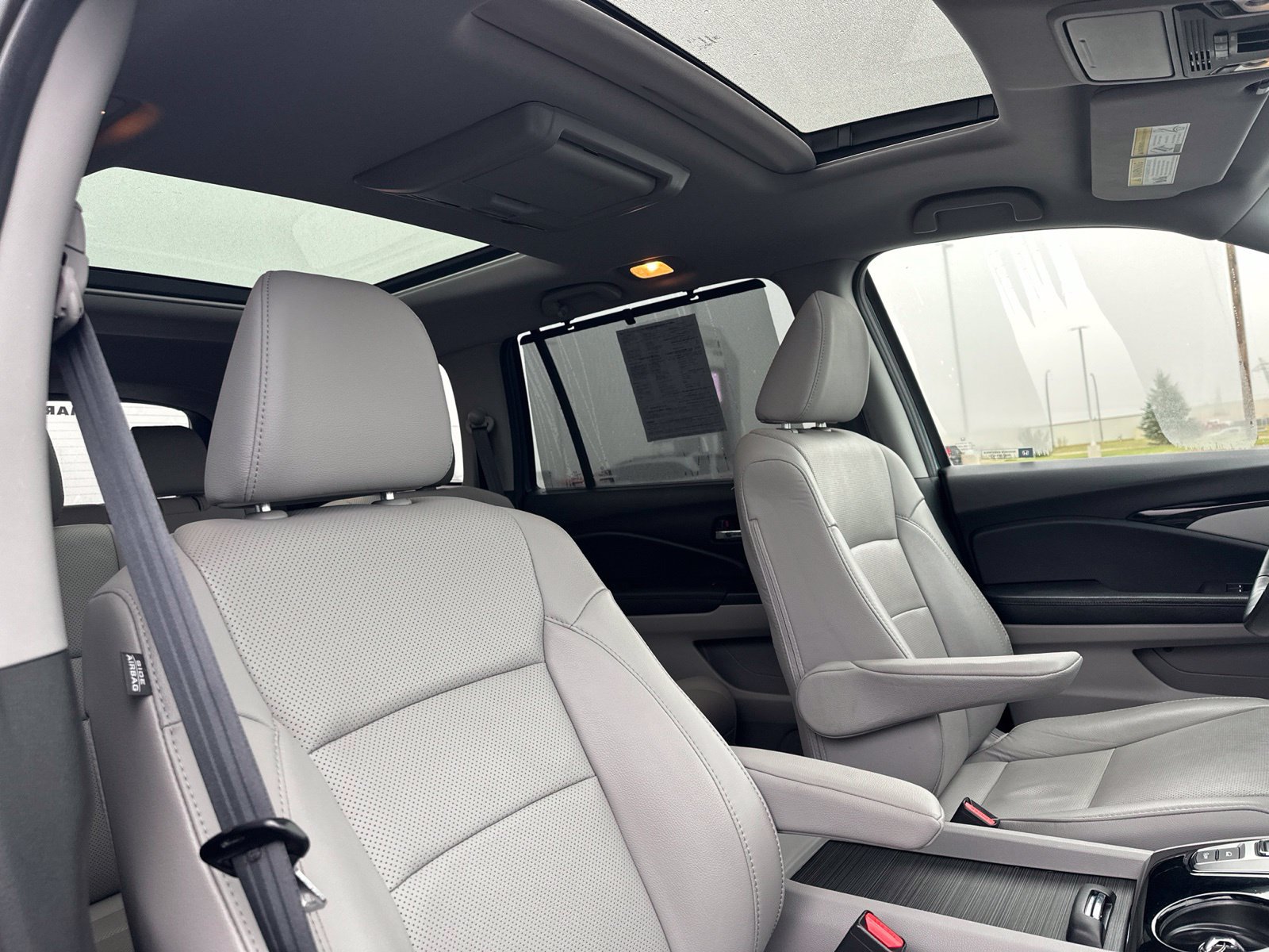 Used 2017 Honda Pilot Elite image 47