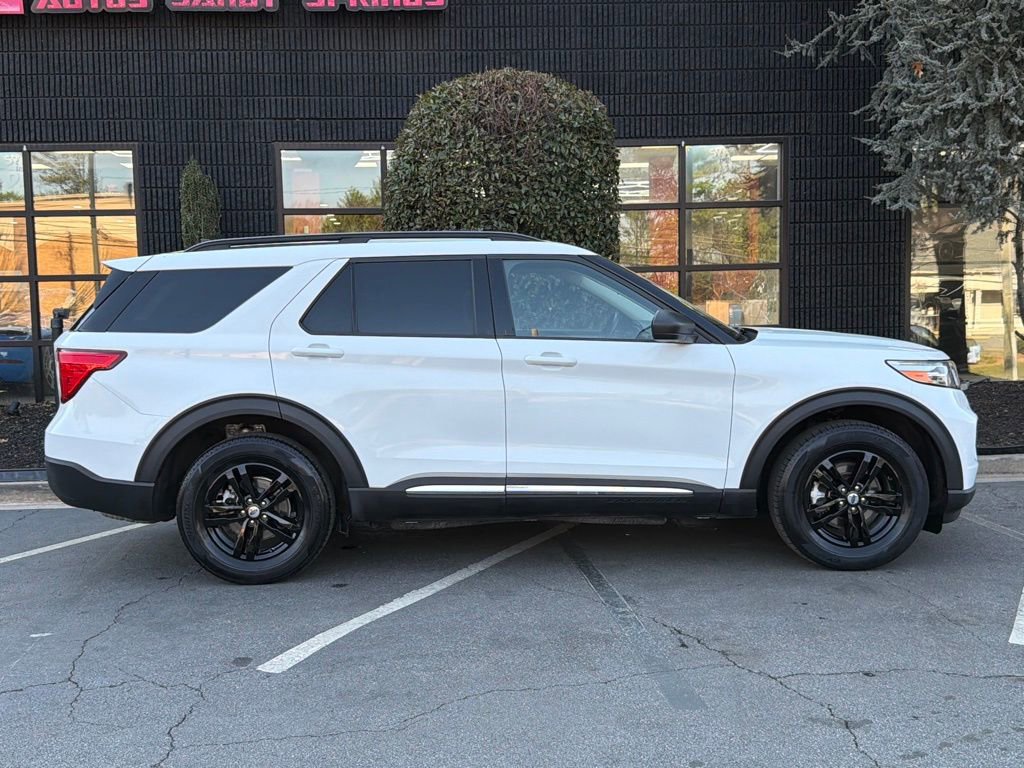 Used 2024 Ford Explorer XLT w/ Equipment Group 202A AWD/4WD image 20