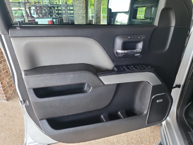 Used 2015 Chevrolet Silverado 2500 LTZ w/ Duramax Plus Package AWD/4WD image 9