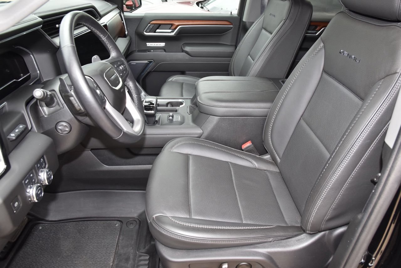 Used 2023 GMC Sierra 1500 Denali w/ Denali Reserve Package AWD/4WD image 10