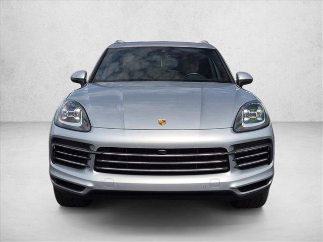 Used 2023 Porsche Cayenne AWD/4WD image 2