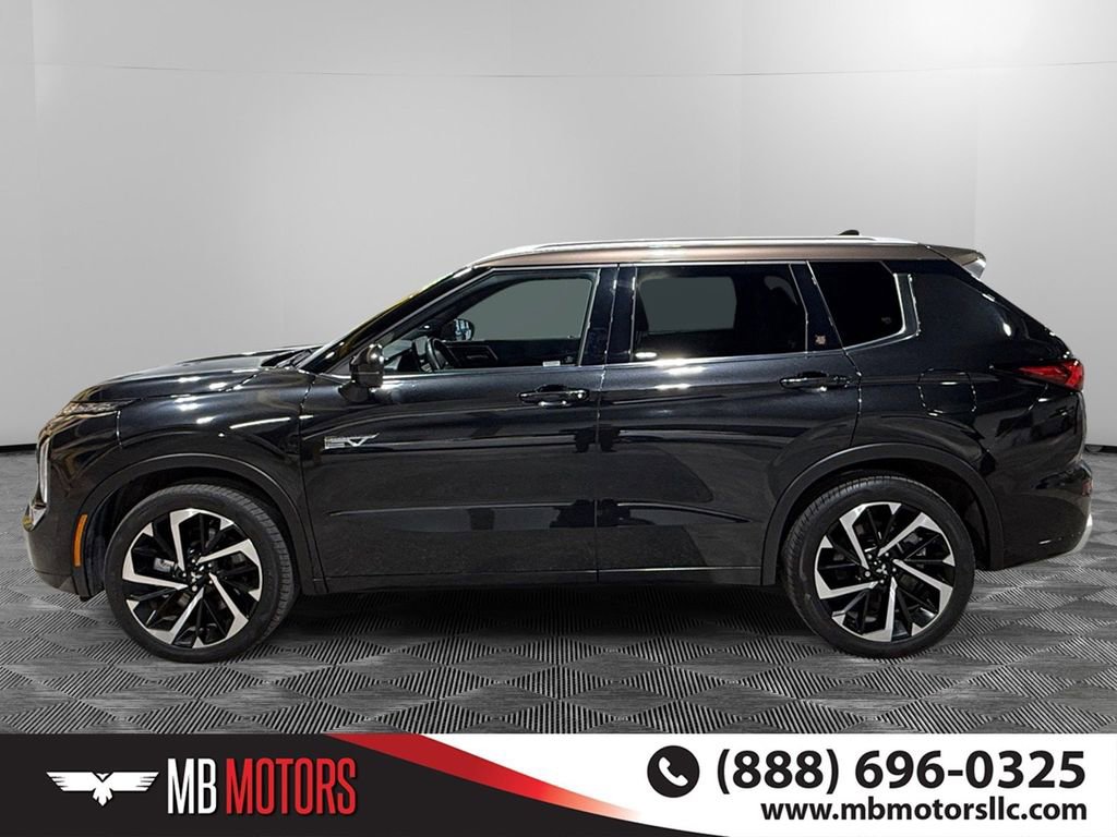Used 2023 Mitsubishi Outlander SEL image 9