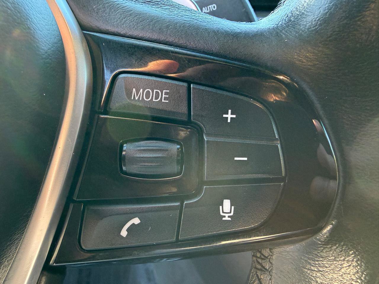 Used 2018 BMW 540i RWD image 18
