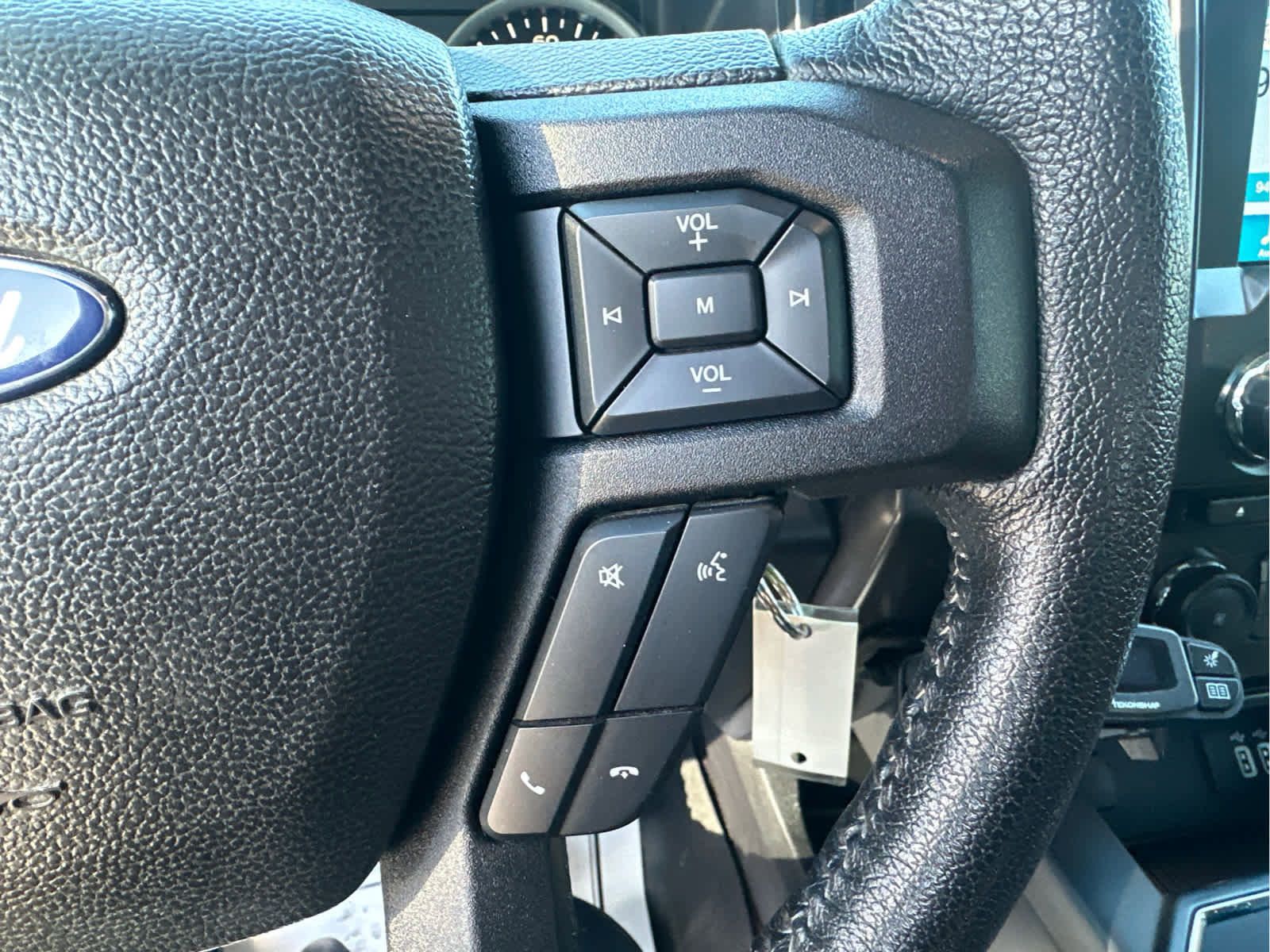 Used 2016 Ford F150 XLT w/ Equipment Group 302A Luxury image 25