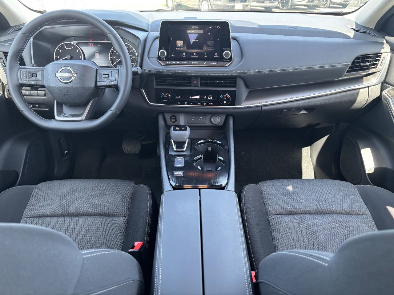 Certified 2026 Nissan Rogue SV FWD image 14