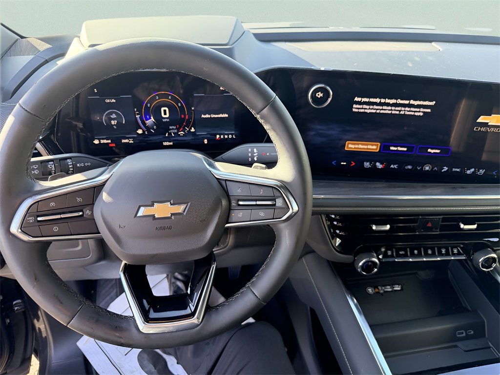 New 2026 Chevrolet Suburban Premier image 18