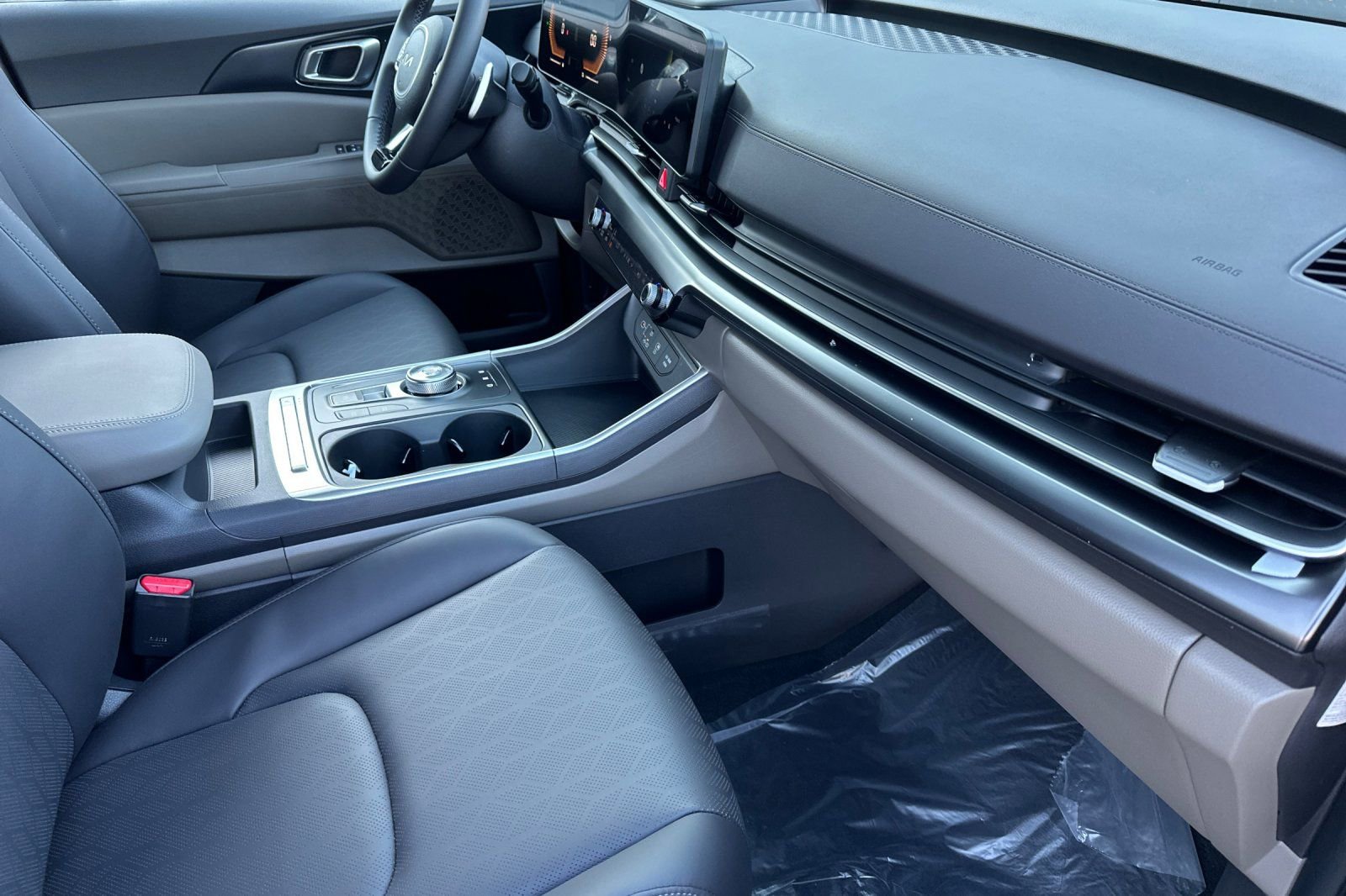 New 2026 Kia Carnival LXS image 17