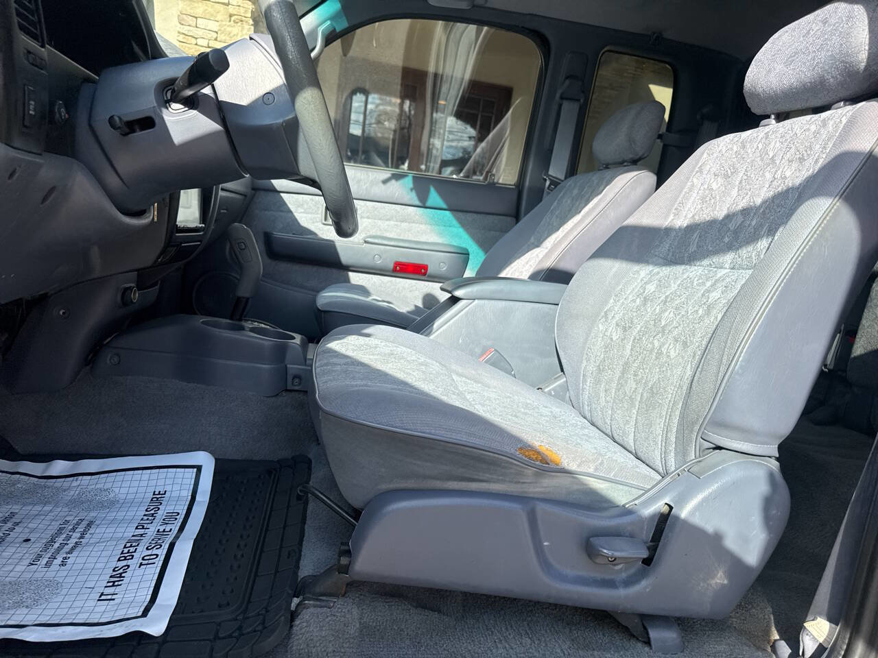 Used 2000 Toyota Tacoma PreRunner image 9