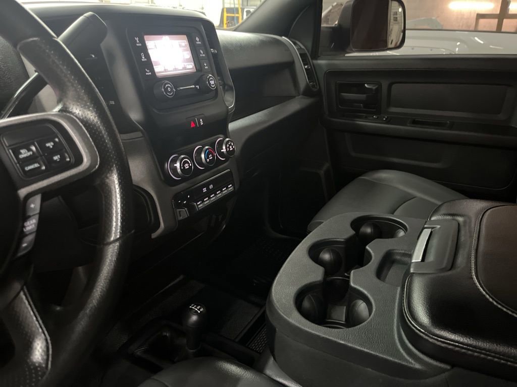 Used 2022 RAM 2500 Tradesman w/ Chrome Appearance Group image 29