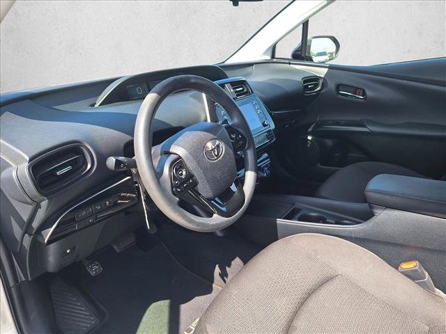 Used 2022 Toyota Prius LE FWD image 9
