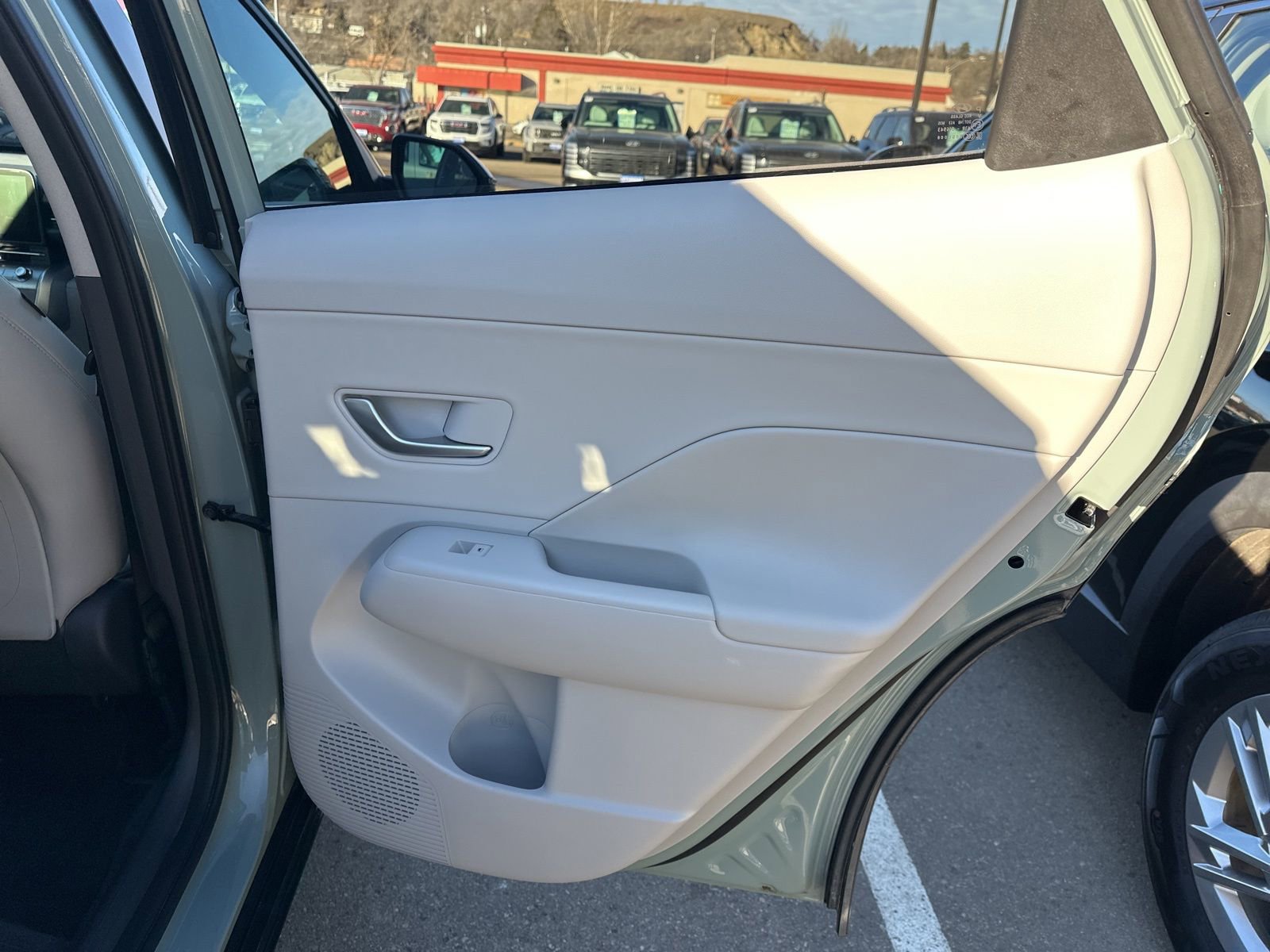 Used 2025 Hyundai Kona Limited image 10