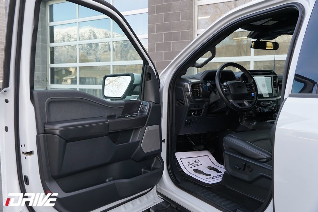 Used 2025 Ford F150 Lariat AWD/4WD image 16