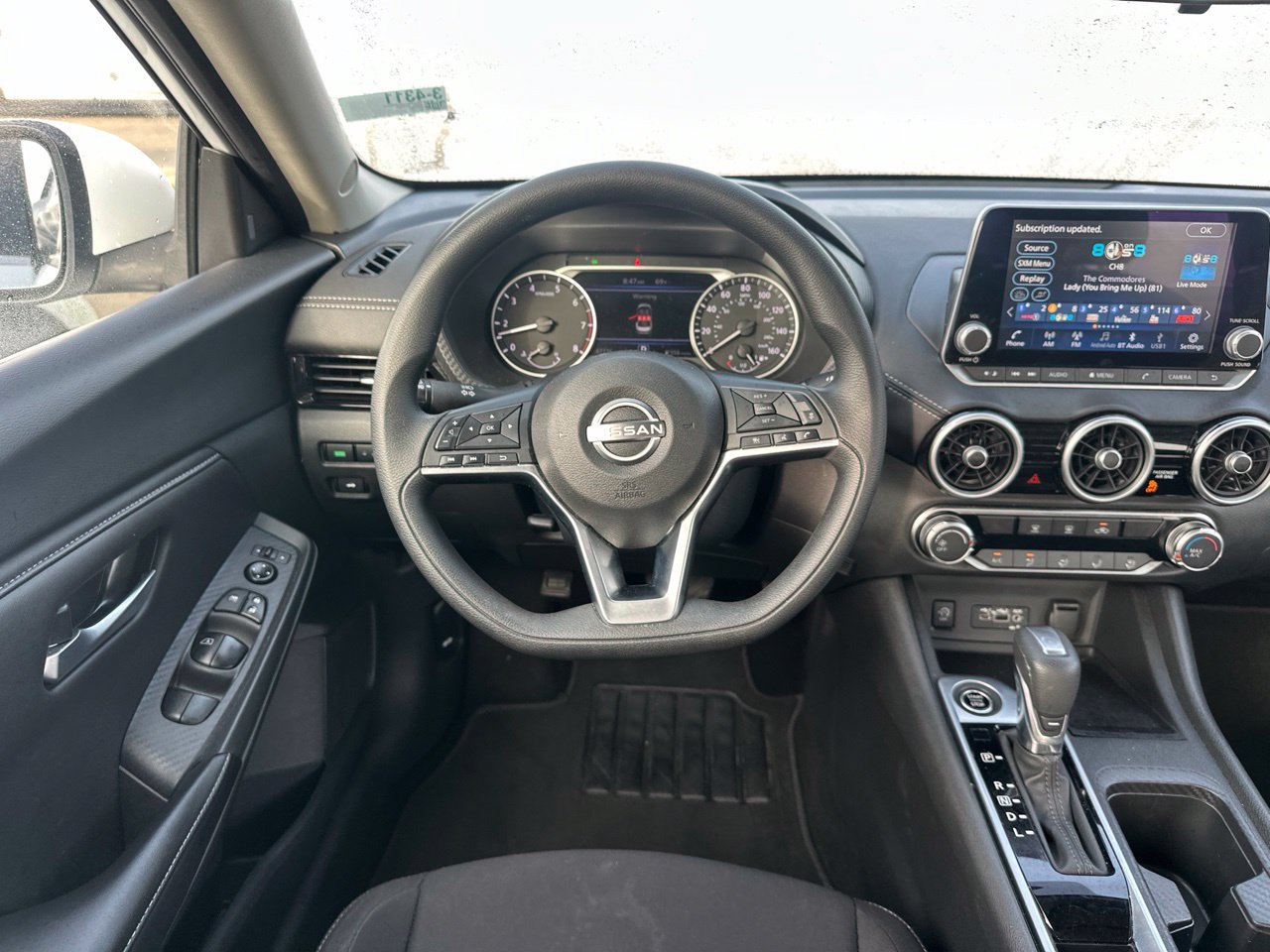 Used 2025 Nissan Sentra SV FWD image 11