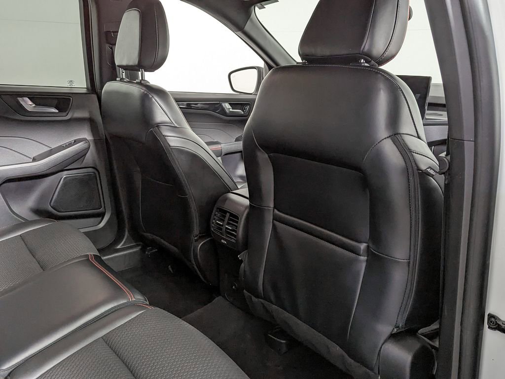 Used 2023 Ford Escape ST-Line w/ Tech Pack #1 image 39