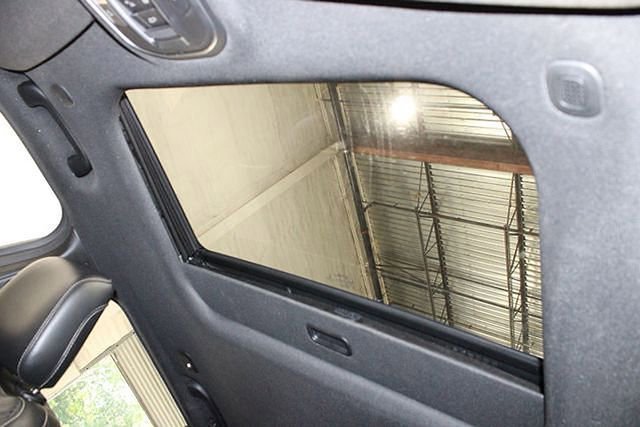 Used 2023 Jeep Grand Cherokee Altitude image 2