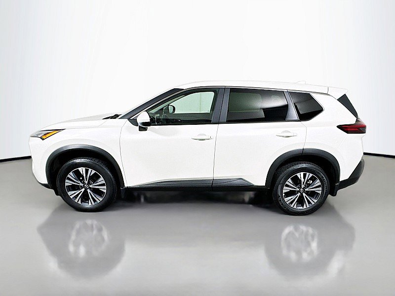 Used 2023 Nissan Rogue SV image 4