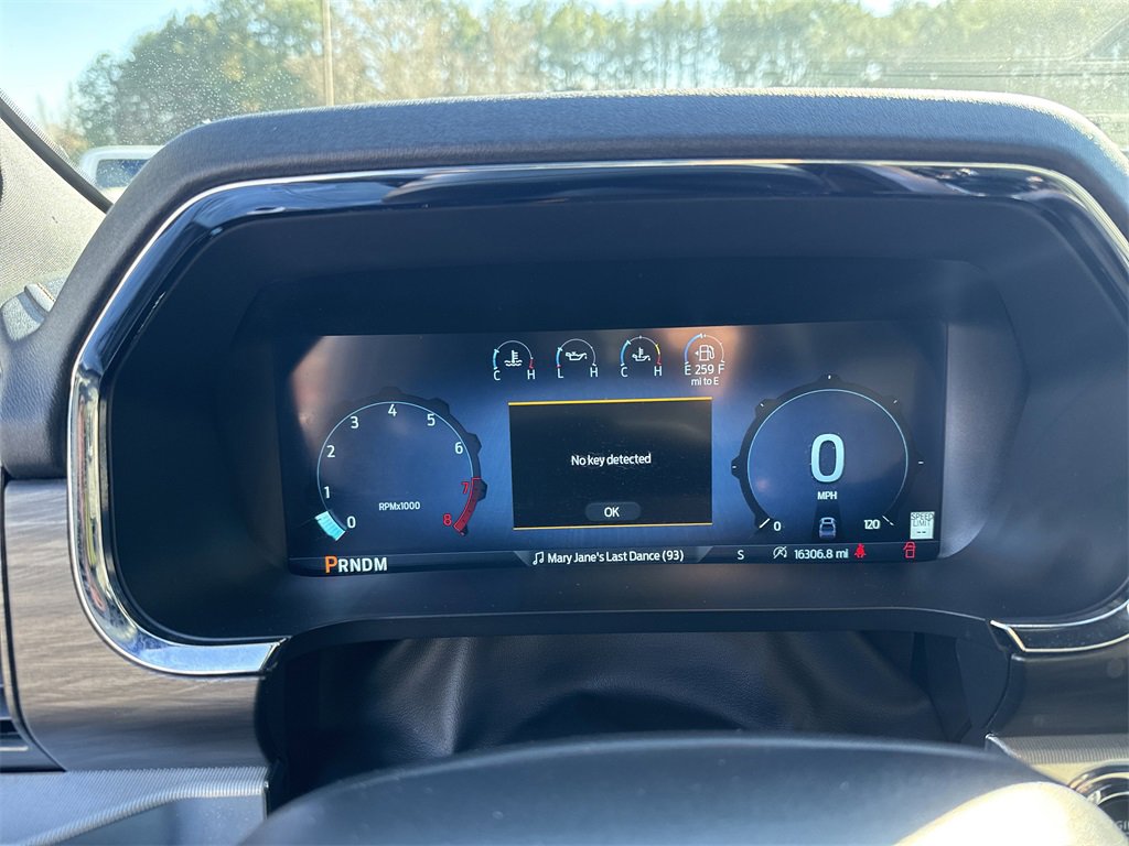 Used 2024 Ford F150 Lariat w/ FX4 Off-Road Package image 27