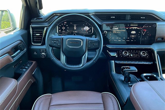 Used 2025 GMC Sierra 1500 Denali Ultimate image 5