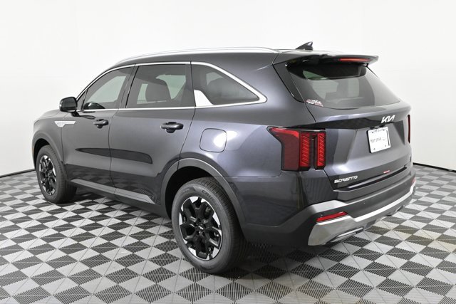 New 2025 Kia Sorento S image 5