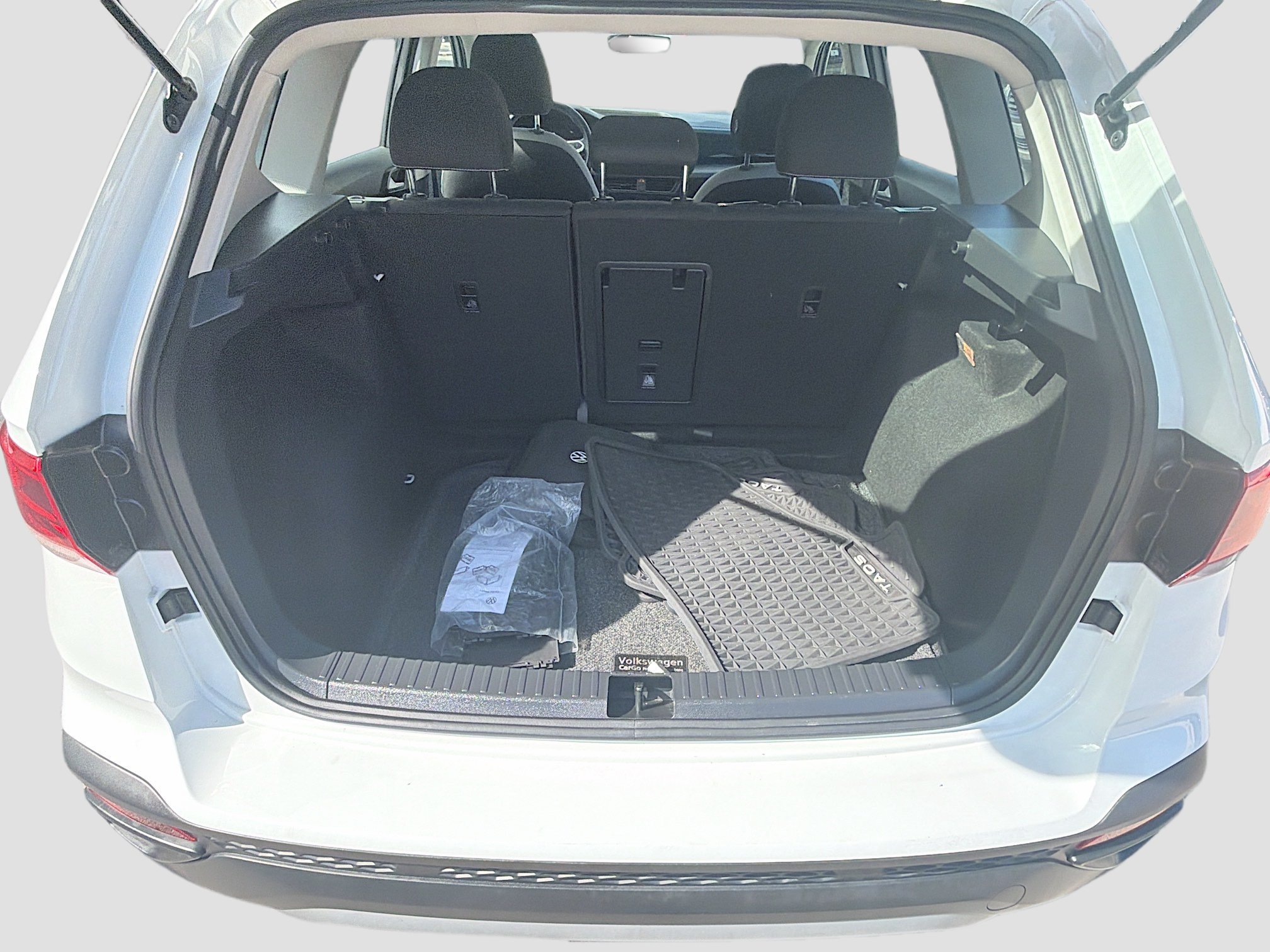 Used 2023 Volkswagen Taos S FWD image 25
