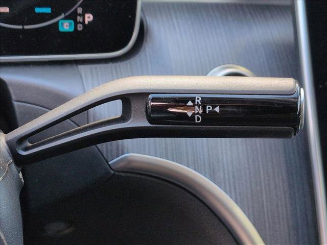 Used 2025 Mercedes-Benz C 300 Sedan image 12