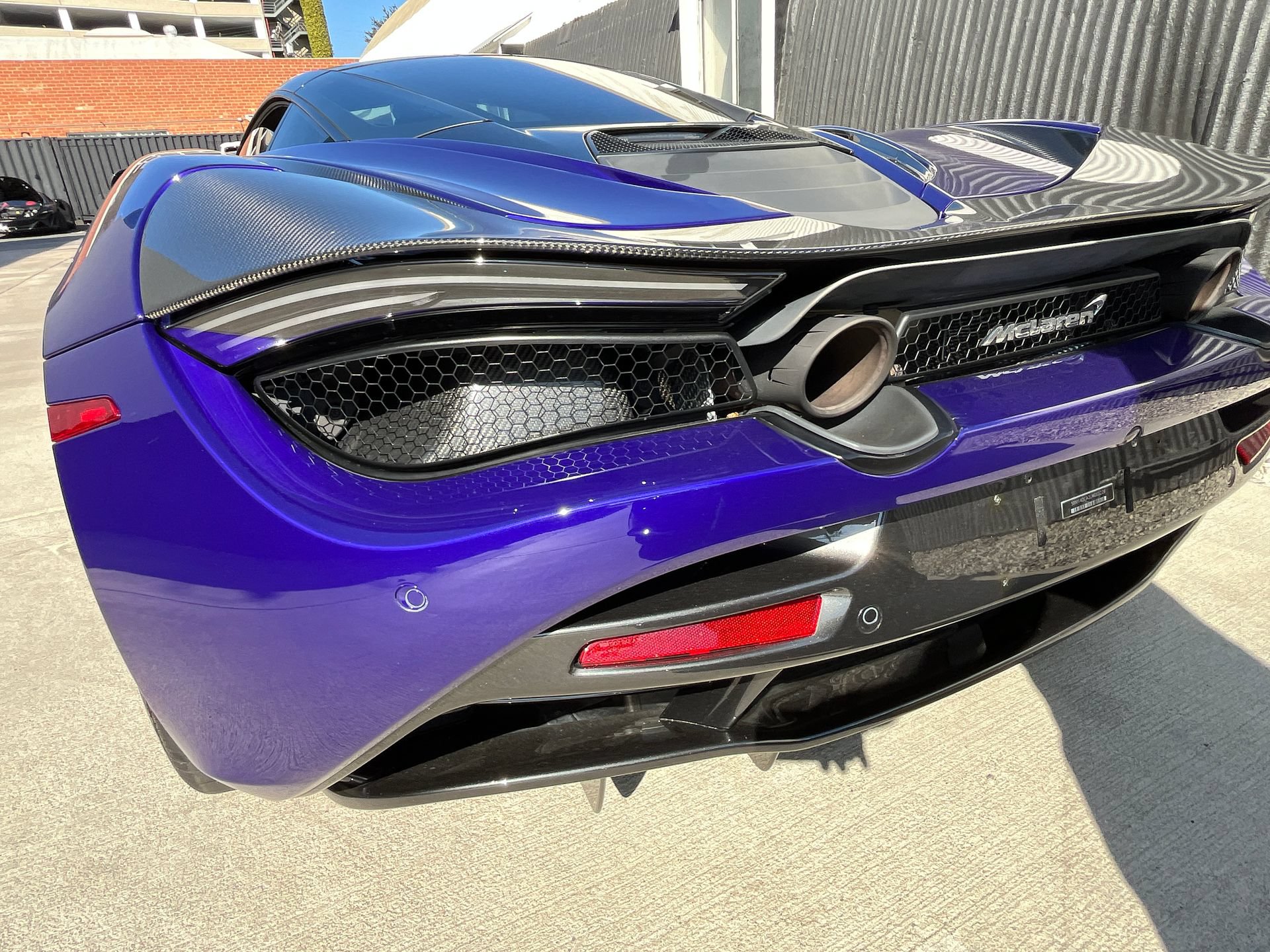 Used 2020 McLaren 720S RWD image 9