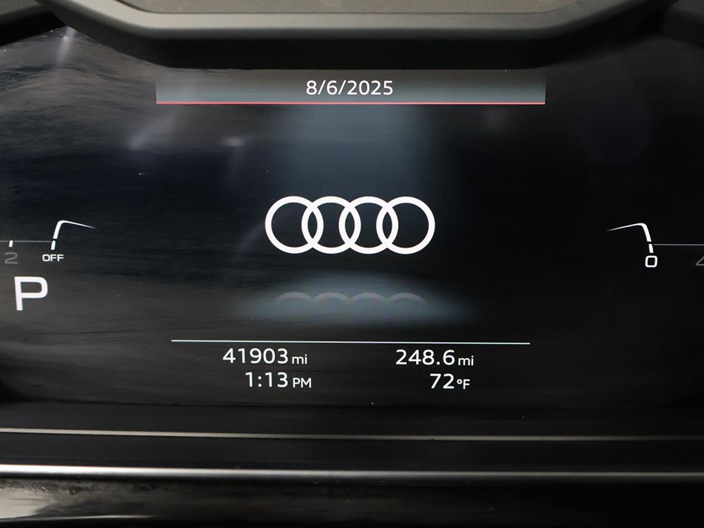 Used 2022 Audi A8 L 3.0T w/ Executive Package image 44
