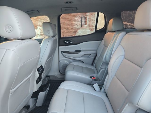 Used 2021 GMC Acadia SLT AWD/4WD image 14
