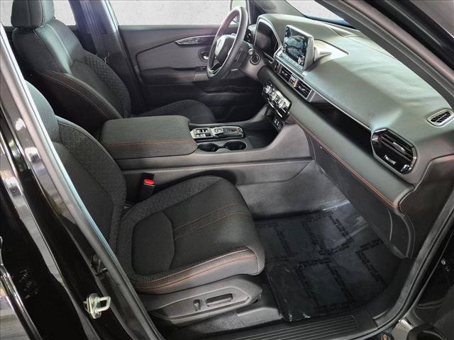 Used 2025 Honda Pilot Sport image 21