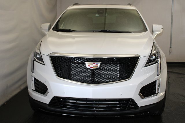 New 2025 Cadillac XT5 Sportv image 3