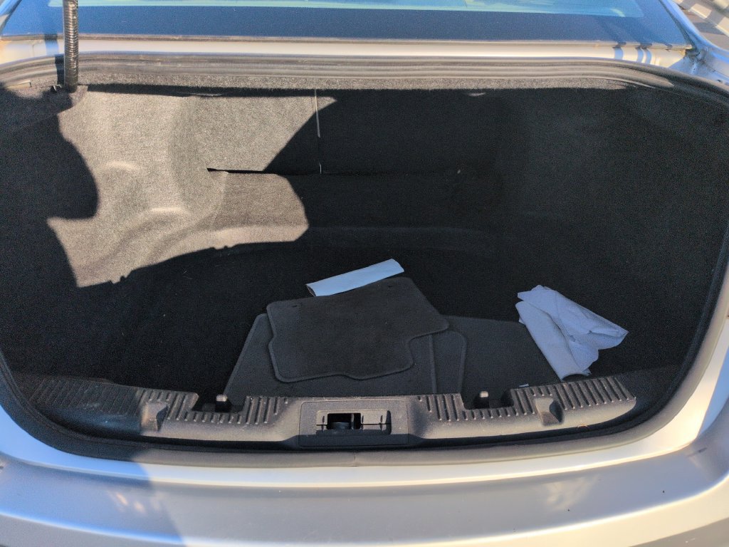 Used 2012 Ford Taurus SEL FWD image 22