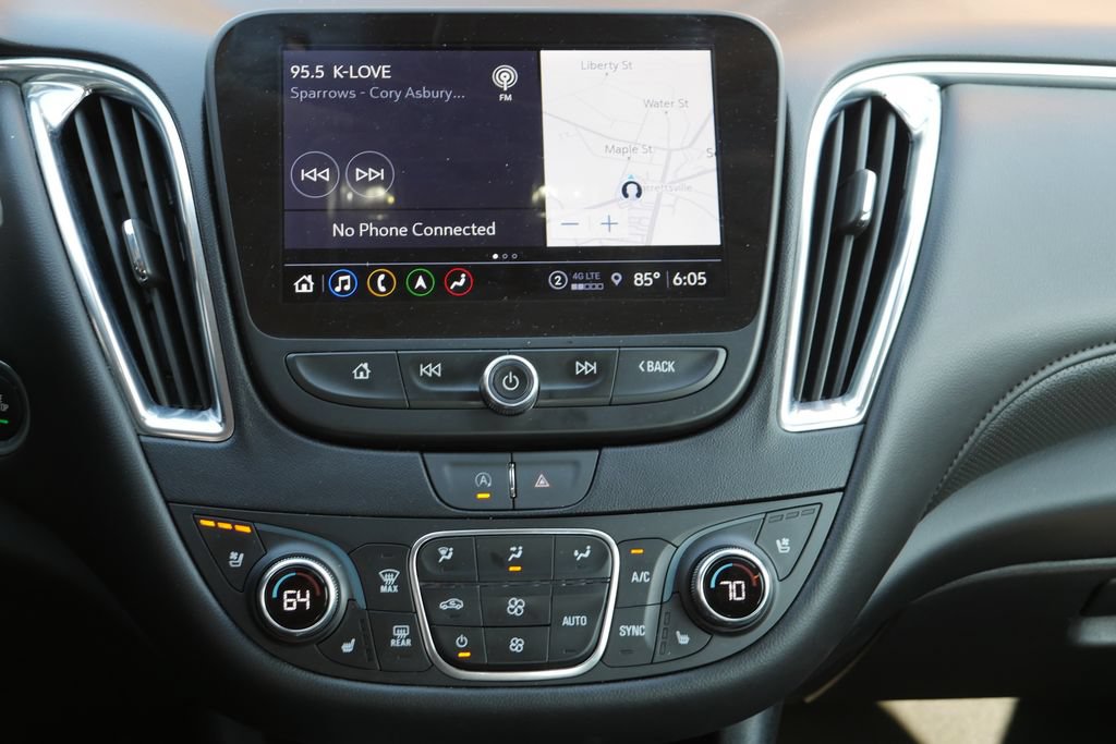 Used 2024 Chevrolet Malibu LT FWD image 17
