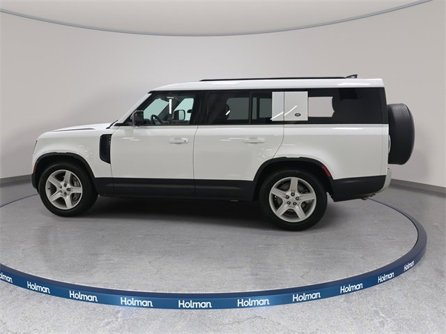 Used 2023 Land Rover Defender 130 SE image 9