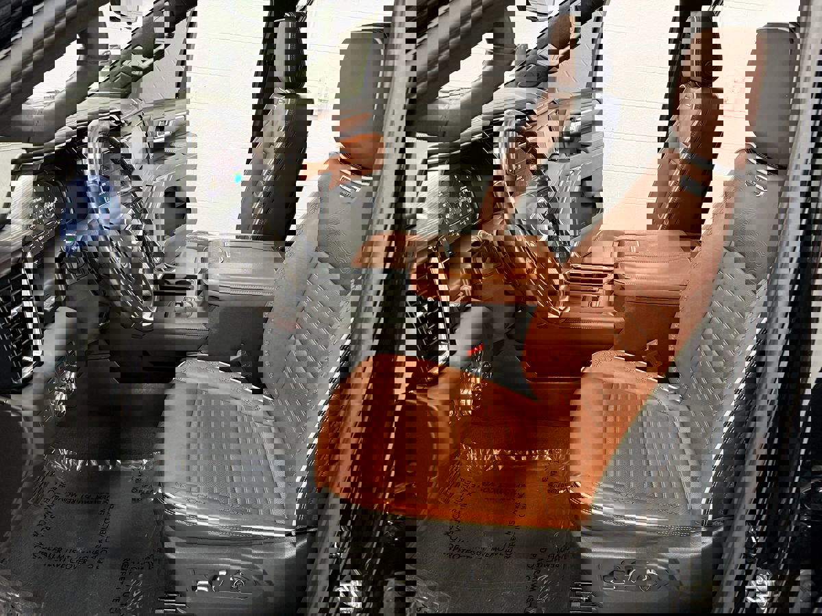 Used 2024 GMC Sierra 2500 Denali Ultimate image 14