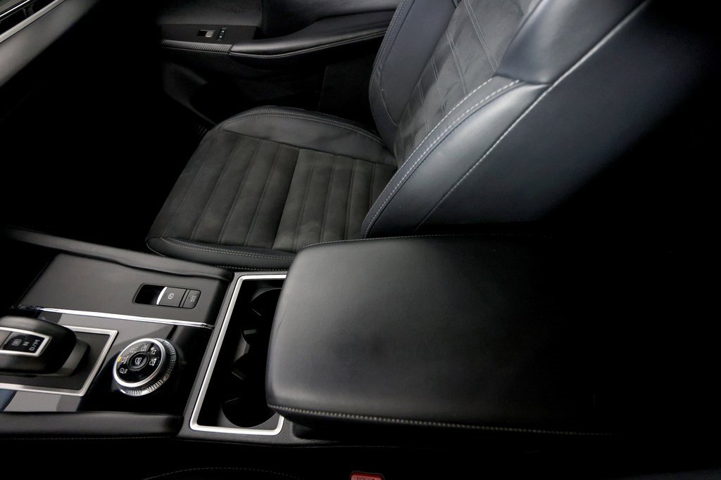 Used 2022 Mitsubishi Outlander SE image 35