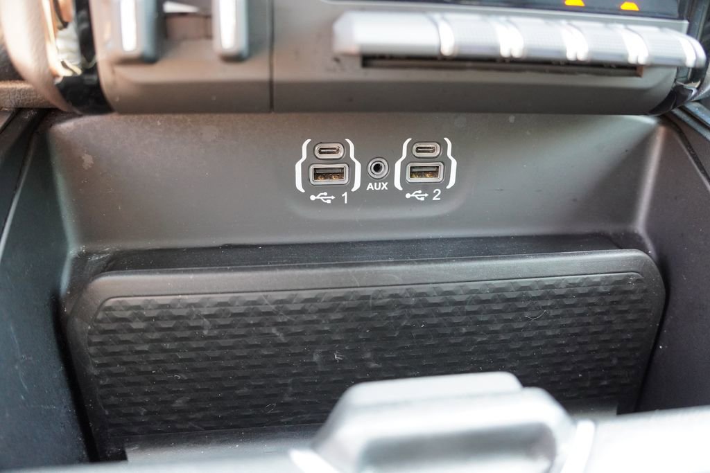 Used 2023 RAM 1500 Laramie AWD/4WD image 32