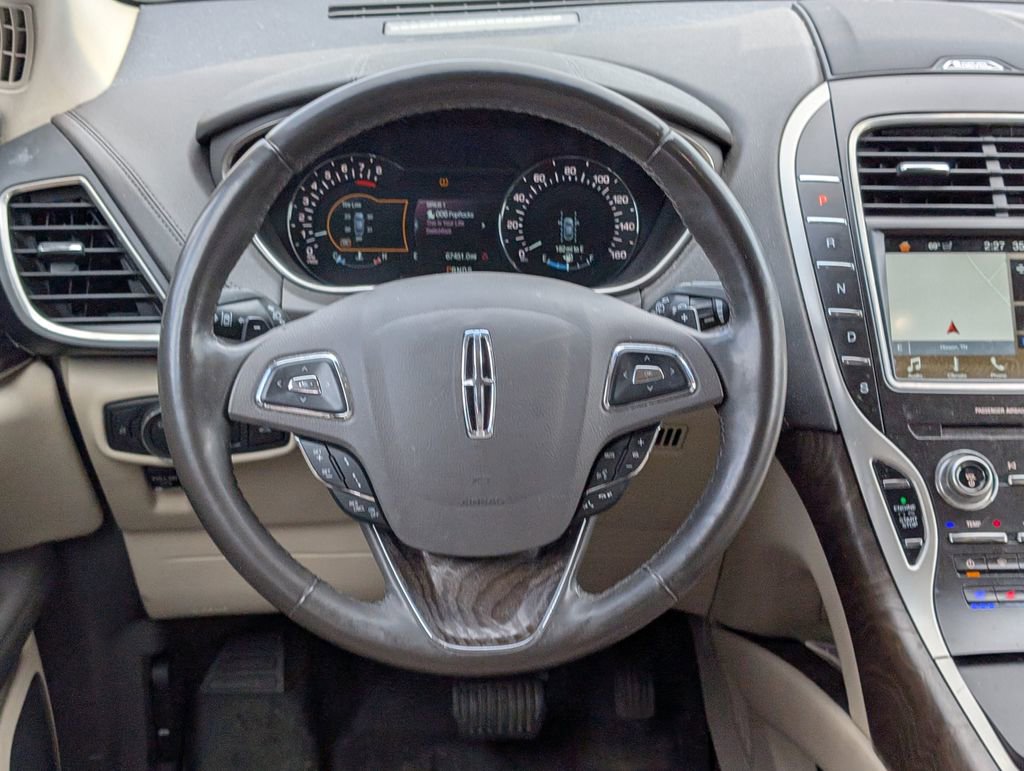 Used 2018 Lincoln MKX Reserve w/ Driver Assistance Package image 11