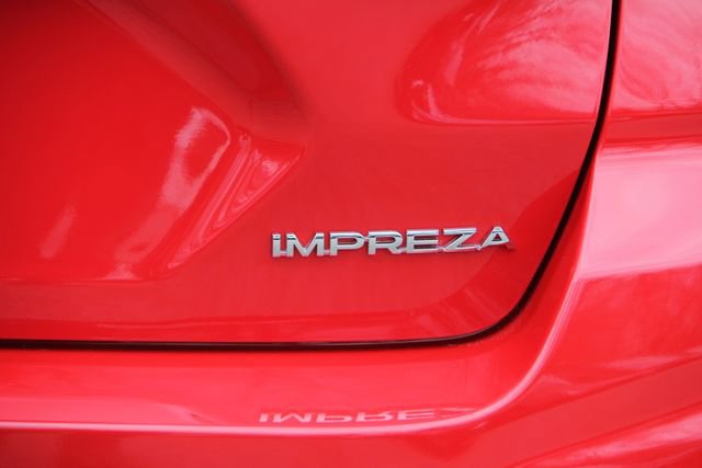 Certified 2025 Subaru Impreza 2.0i image 10