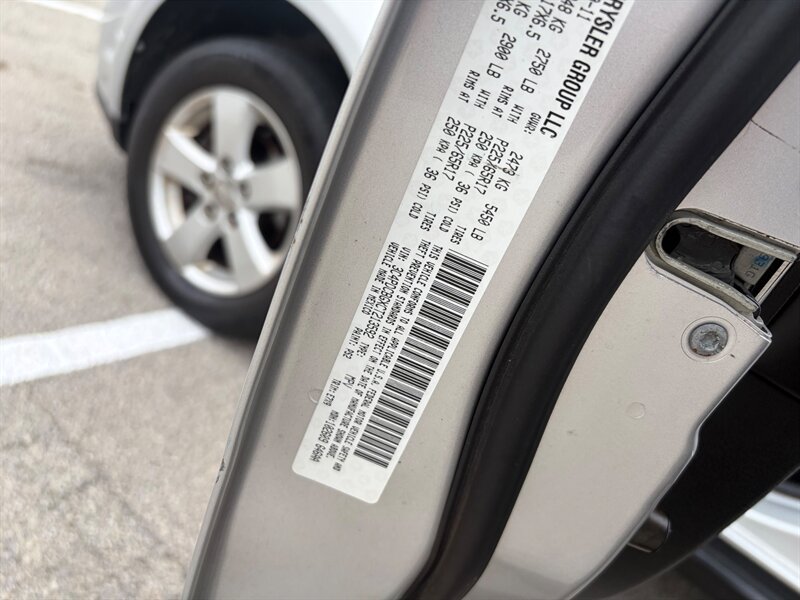 Used 2012 Dodge Journey SXT w/ Popular Equipment Group FWD image 28