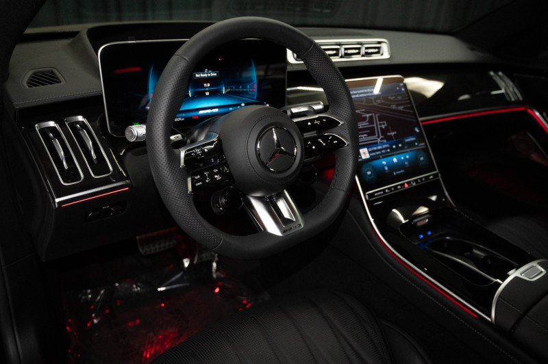New 2026 Mercedes-Benz S 63 AMG S image 16
