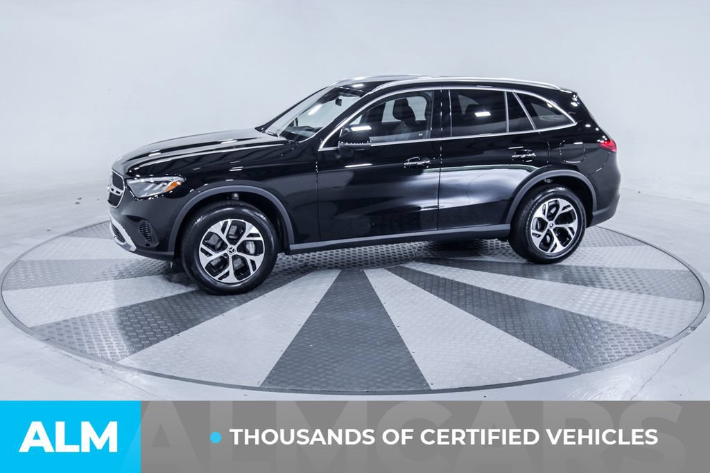 Used 2026 Mercedes-Benz GLC 350e 4MATIC image 4