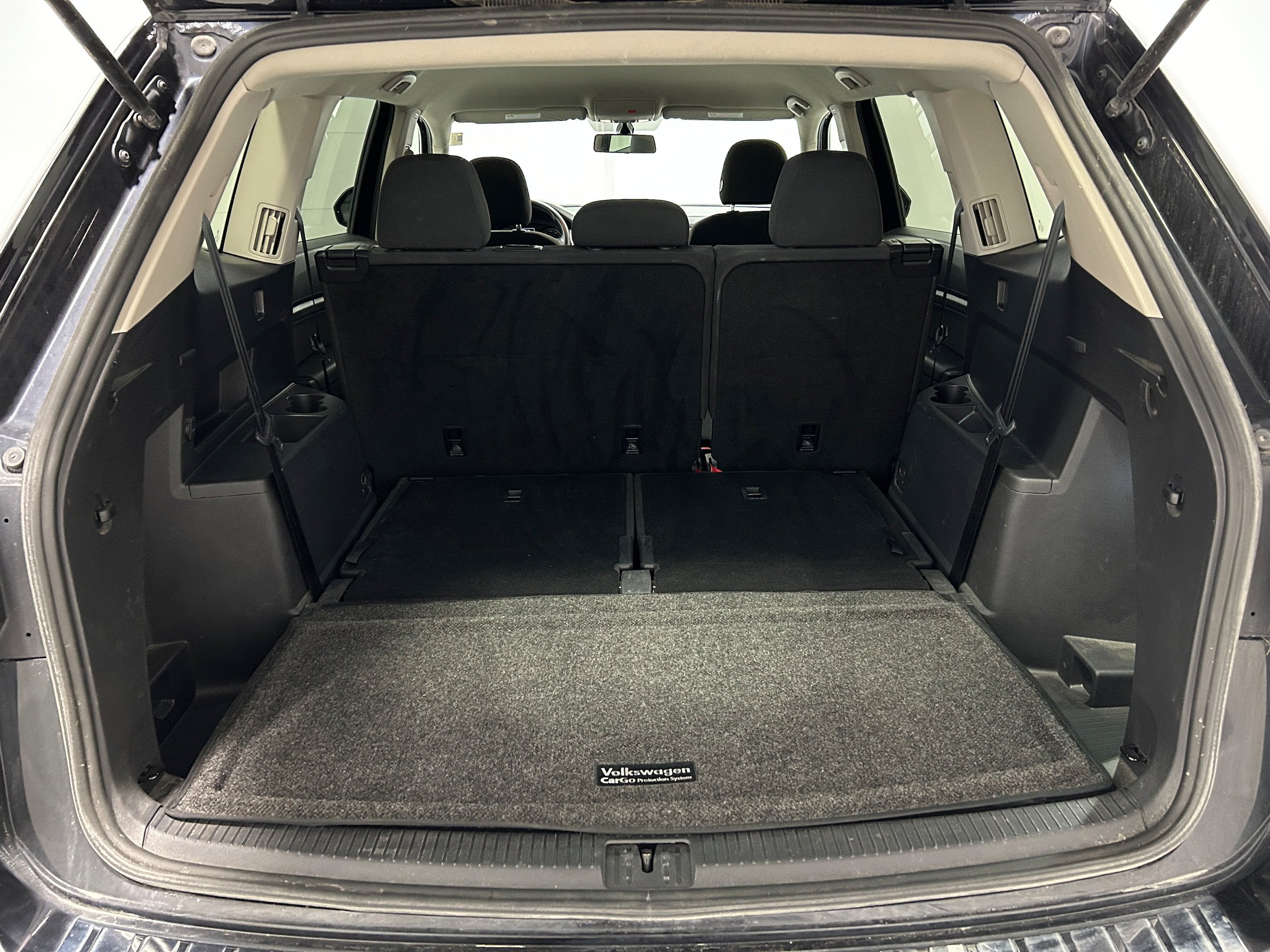 Used 2020 Volkswagen Atlas S w/ Towing Package AWD/4WD image 29
