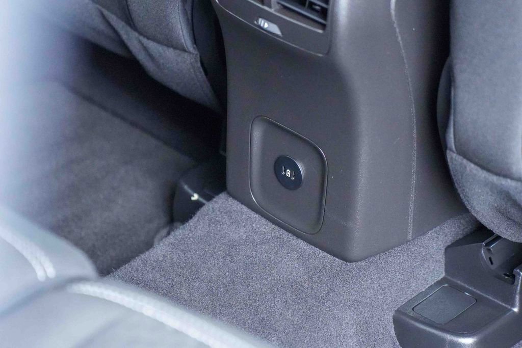 Used 2023 Ford Escape Active image 23