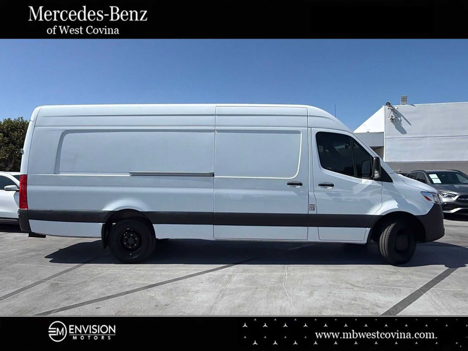 Used 2024 Mercedes-Benz Sprinter 3500 image 11
