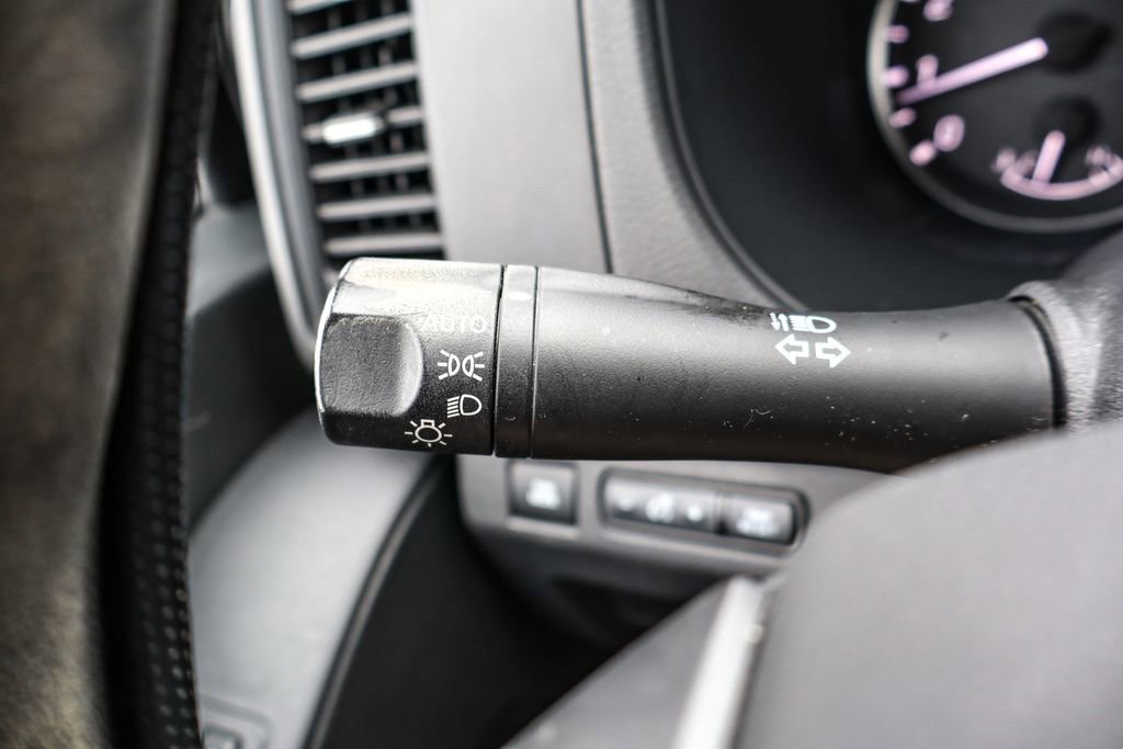 Used 2022 Nissan Frontier S image 21