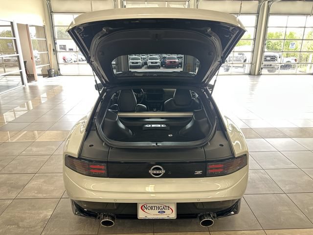 Used 2024 Nissan Z Performance w/ Floor Mat Package RWD image 21